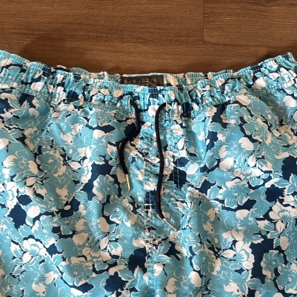 Men's Slate and Stone Swim Trunks. Size L